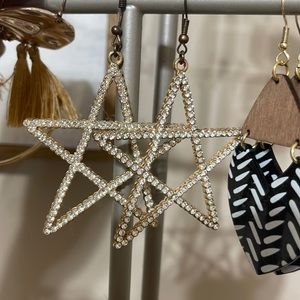 plunder star earrings